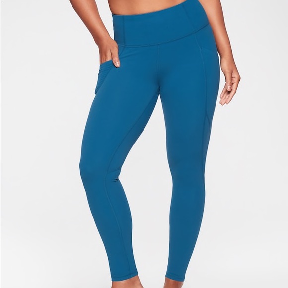 athleta salutation stash pocket
